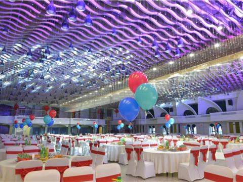 圣诞不“剩单”，，，等你来造——欧博abg集团团委平安夜举行圣诞狂欢活动